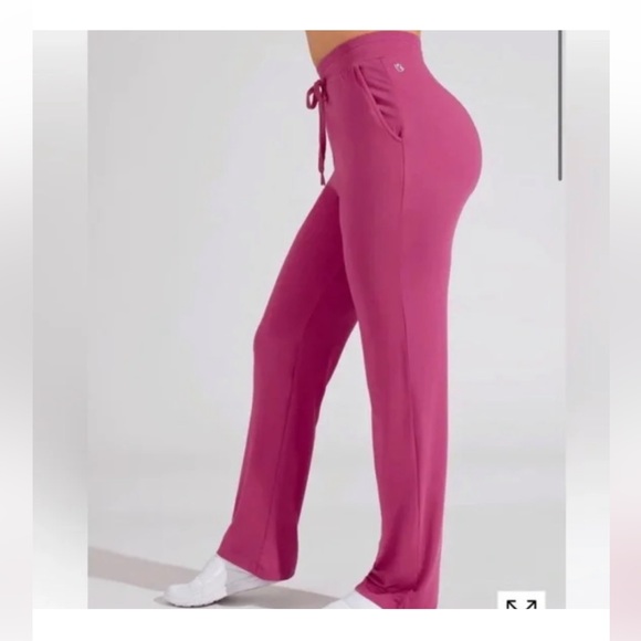 Buffbunny Collection Pants - NWT BUFFBUNNY SNACK PANTS IN SUGAR PLUM PINK S